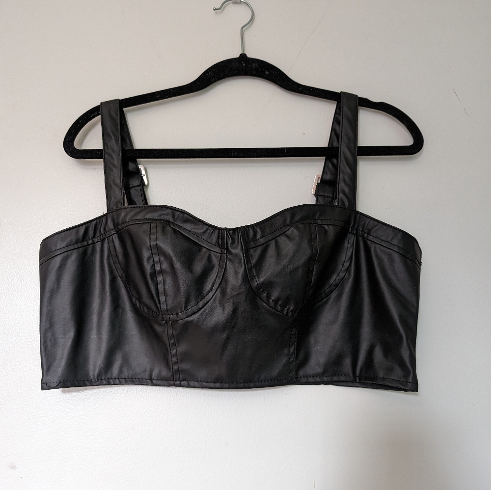 New Look Faux Leather Bralette Zipper Crop Top